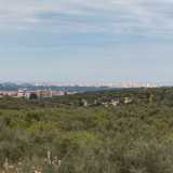 ...i centri abitati di Toritto e Palo del Colle. Ma nelle giornate pi� limpide si vedono bene anche Bari e l�Adriatico